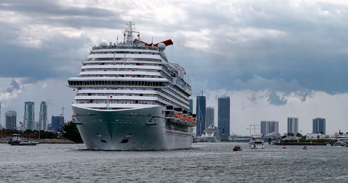 Carnival Cruise Line: Unvaccinated Floridians must have Travel Insurance to Sail