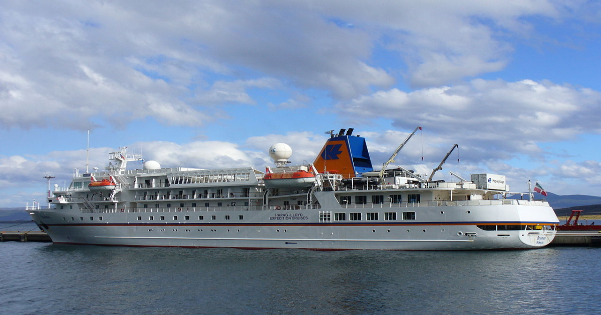 Photo Tour Inside Hapag Lloyd Cruises Bremen A Ship Built For Adventure